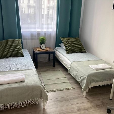 Rental Apartments Aleja Niepodleglosci Varsovia Exterior foto