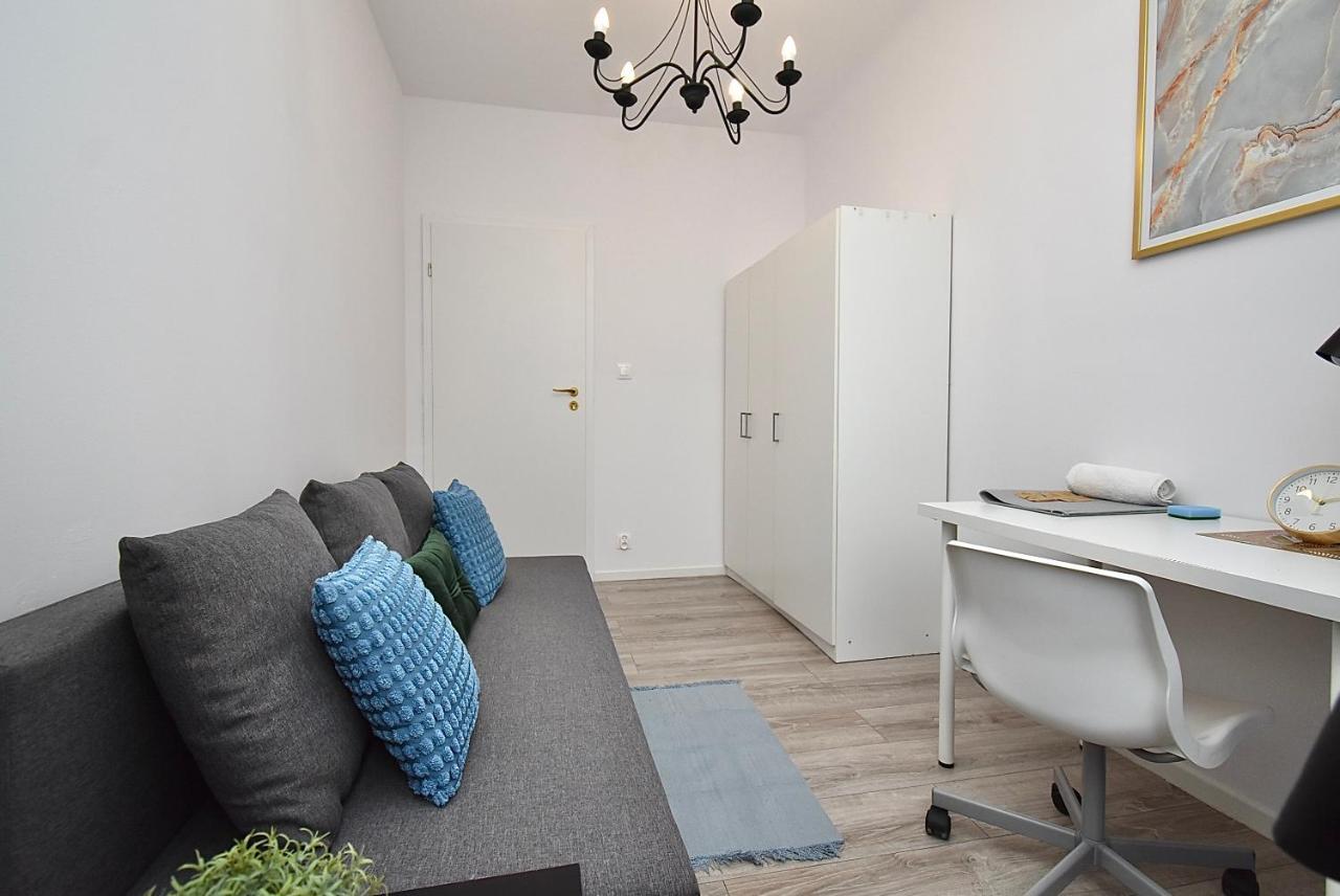 Rental Apartments Aleja Niepodleglosci Varsovia Exterior foto