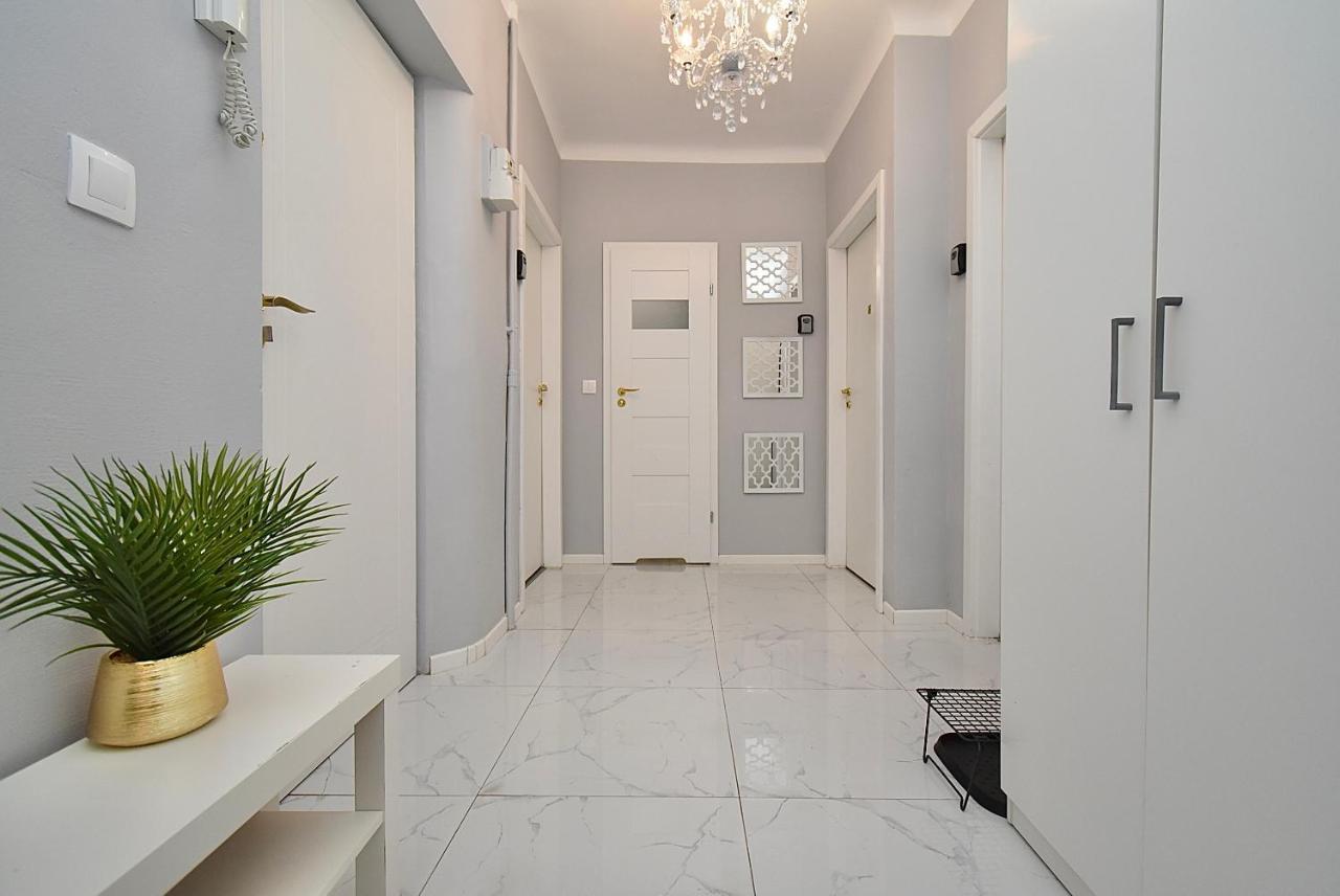Rental Apartments Aleja Niepodleglosci Varsovia Exterior foto