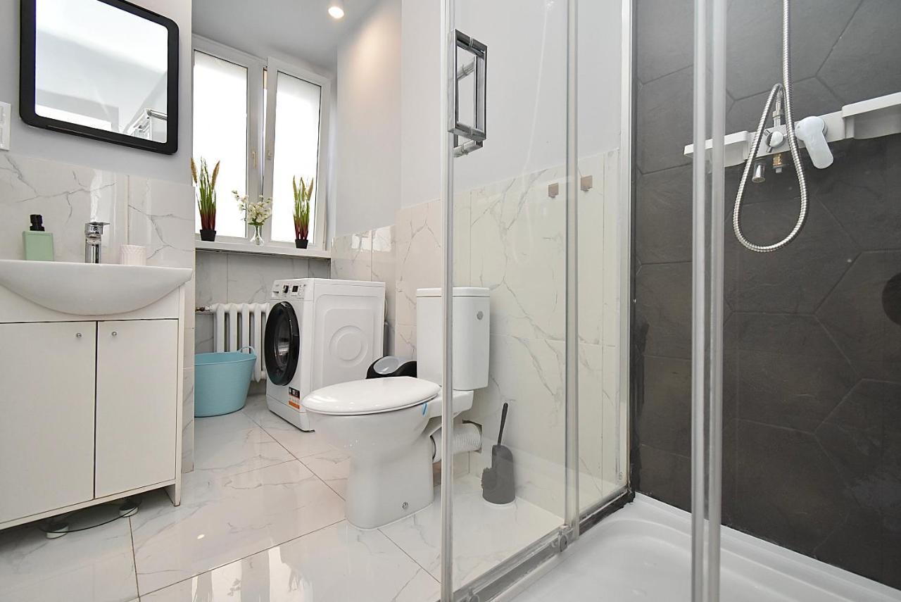 Rental Apartments Aleja Niepodleglosci Varsovia Exterior foto